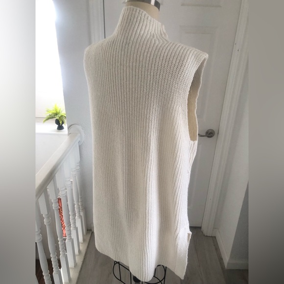 Lauren Ralph Lauren turtleneck sweater . - Picture 8 of 14